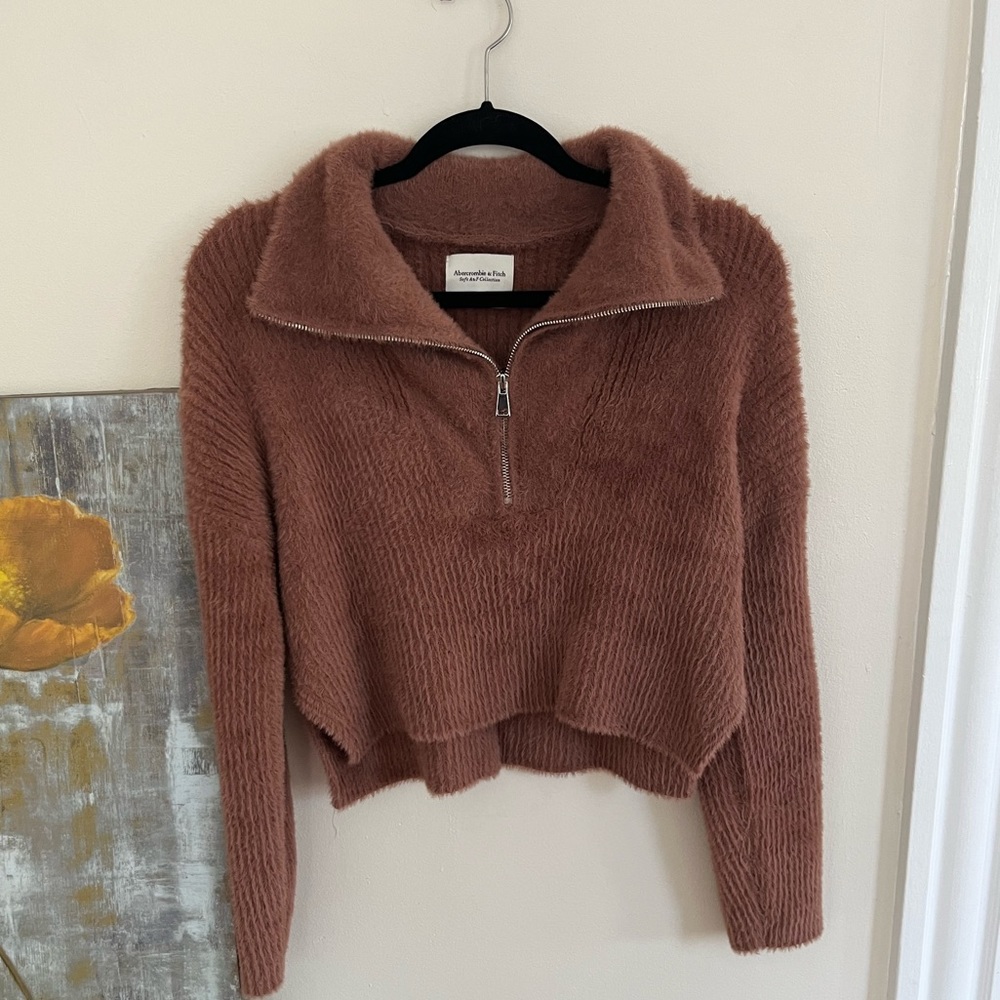 Abercrombie Fuzzy Half Zip